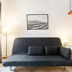 Modern Studio Flat - 3 mins from Duomo Square